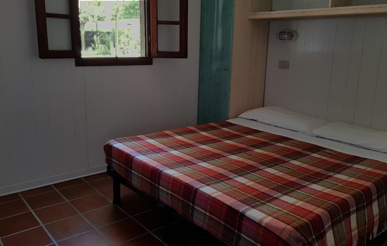 Hotel Camping Luna Marina di Massa Exteriér fotografie