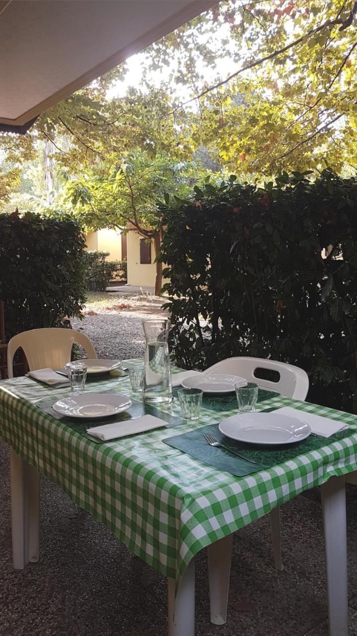 Hotel Camping Luna Marina di Massa Exteriér fotografie
