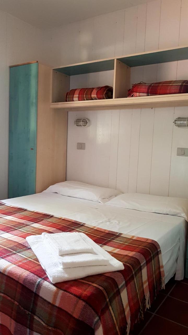 Hotel Camping Luna Marina di Massa Exteriér fotografie
